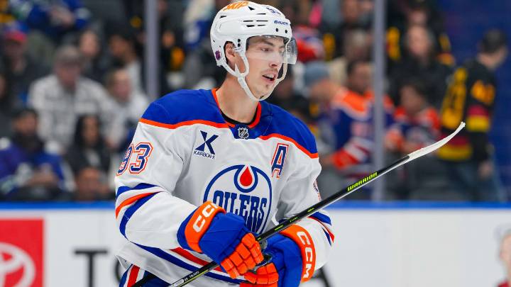 NHL Status Report: Nugent-Hopkins to return from injury for Oilers