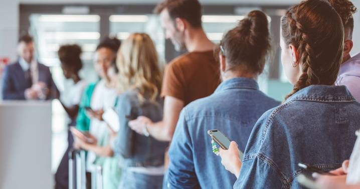 Major airline warns of boarding pass change for all passengers