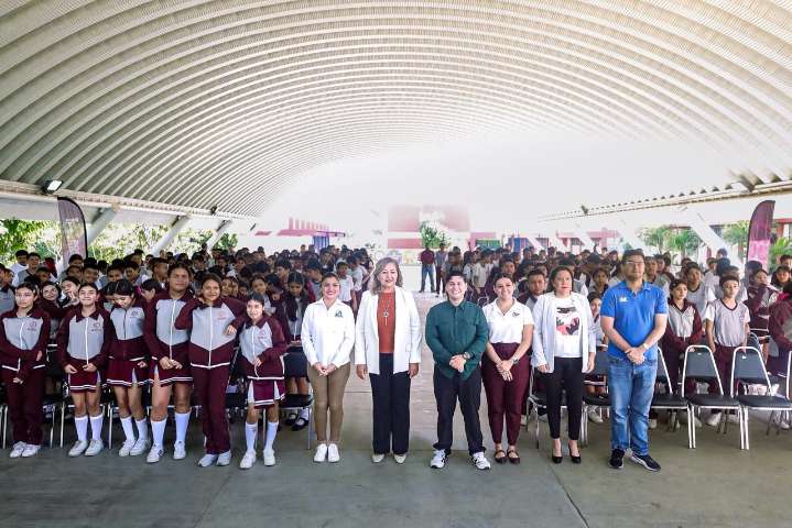 Presenta INJUVE Tamaulipas ante más de 1,600 jóvenes la conferencia “INLOVE: Más Amor, Menos Riesgos”, en Ciudad Victoria