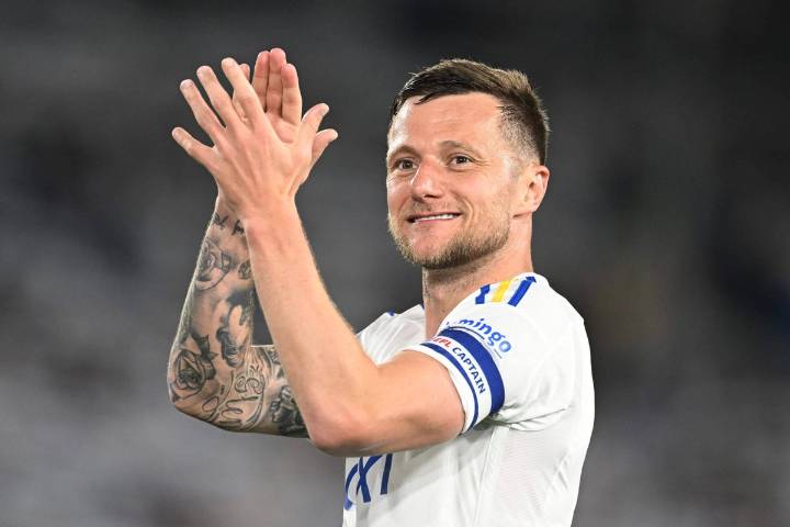 Liam Cooper interview: Ex-Leeds captain on life as an unemployed player