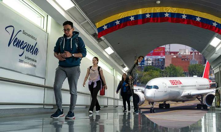 Advertencia de la FAA genera suspensión de vuelos a Venezuela de varias aerolíneas