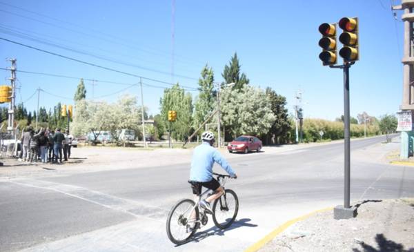 Habilitaron el semáforo de Murga y Musters
