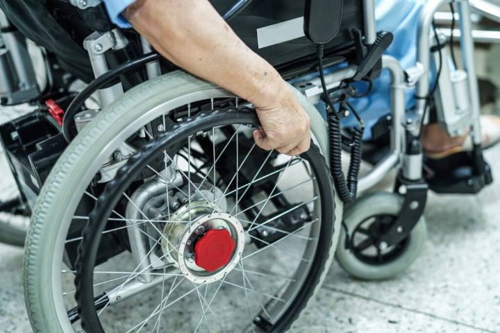 Man pleads guilty to manslaughter for beating wheelchair