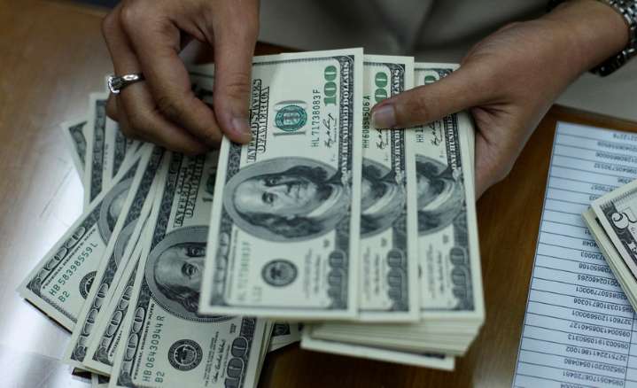 Evalúan que el dólar se mantendría hasta fin de año en valores que no superarían los $ 1.500