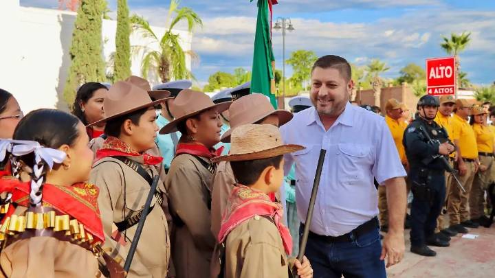 Badiraguato conmemora el 115 Aniversario de la Revolución Mexicana con desfile cívico