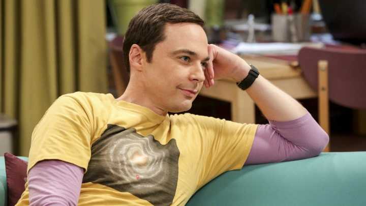 Antes de petarlo con The Big Bang Theory, Jim Parsons apareció en una comedia de la que nadie se acuerda