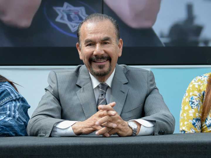 PEDRO RODRÍGUEZ ENTREGA EN ATIZAPÁN TESTAMENTOS; YA VAN 11 MIL BENEFICIADOS