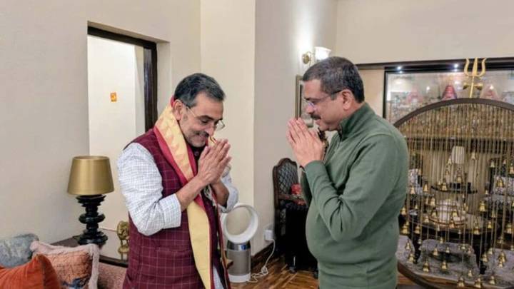 Manjhi, Kushwaha Meet BJP’s Pradhan Ahead of Bihar Govt Formation