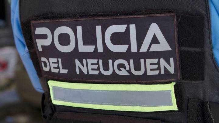Pelea fatal en Neuquén: Un muerto y dos heridos graves en el barrio Sapere