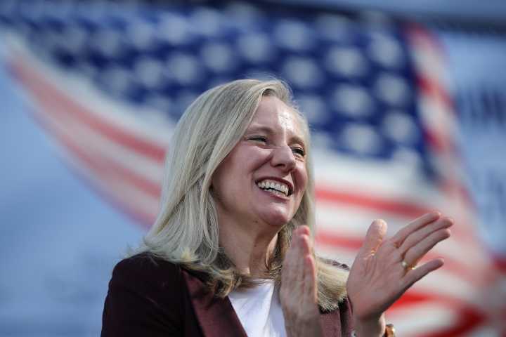 Spanberger becomes Virginia’s first female governor