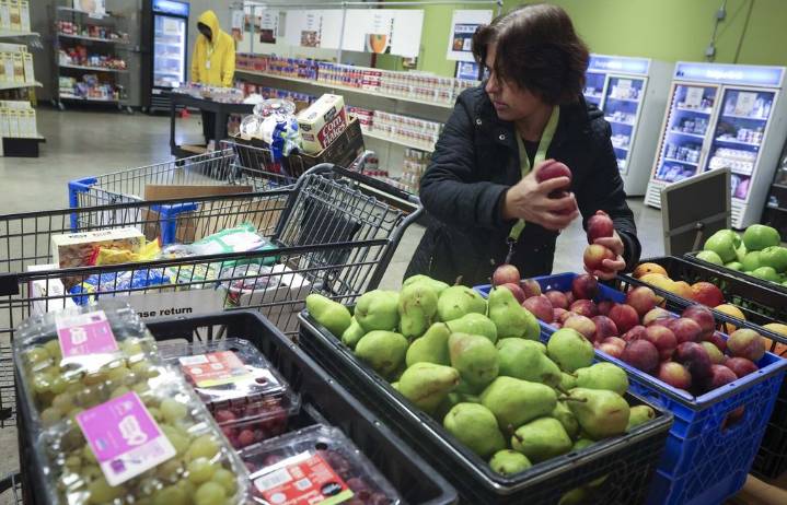 SNAP uncertainty piles on stress at Seattle