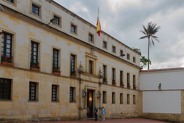 Colombia hace un llamado a la diplomacia para evitar una escalada en Medio Oriente