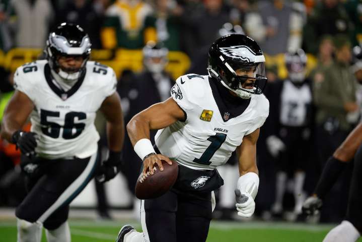 This defensive strategy could be the secret to shutting down Jalen Hurts and Eagles