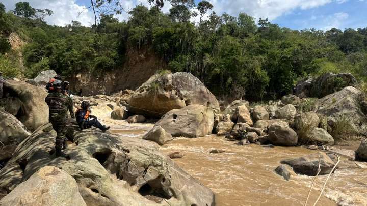 Hallaron el cuerpo sin vida de menor desaparecida tras creciente súbita en Silvania