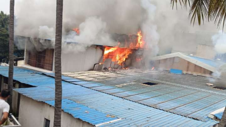 Fire breaks out in plywood godown, doused later