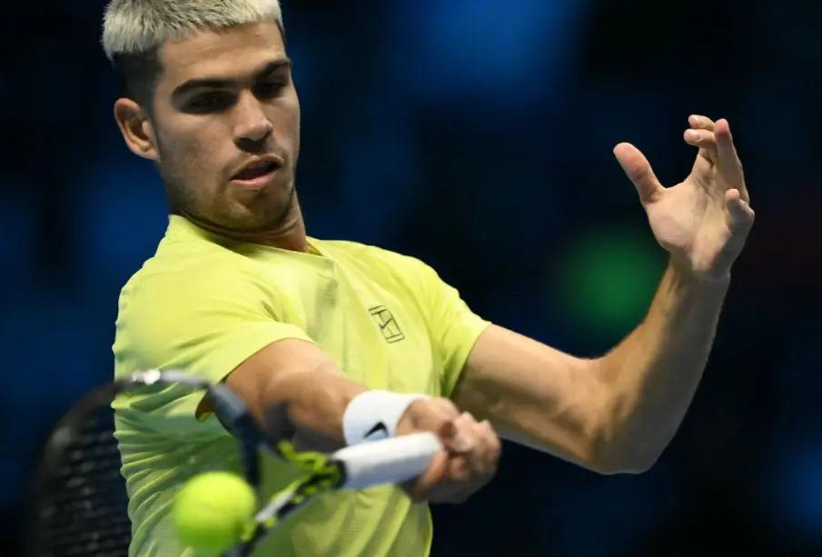 Alcaraz arranca con fuerza en el Masters: vence a De Miñaur y apunta al número uno del mundo