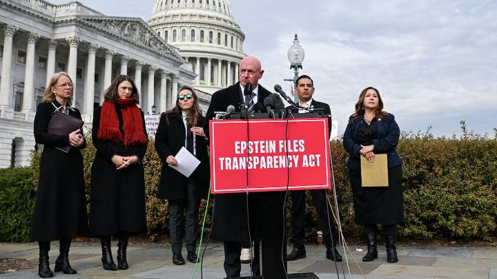 U.S. House votes to make Epstein files public