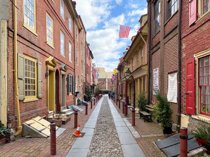 Park to honor Pa. woman who saved nation’s oldest street