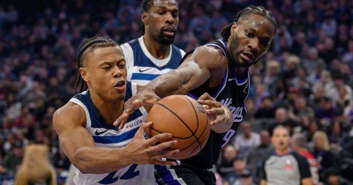 Kings take advantage of Timberwolves' 2nd straight collapse in 117