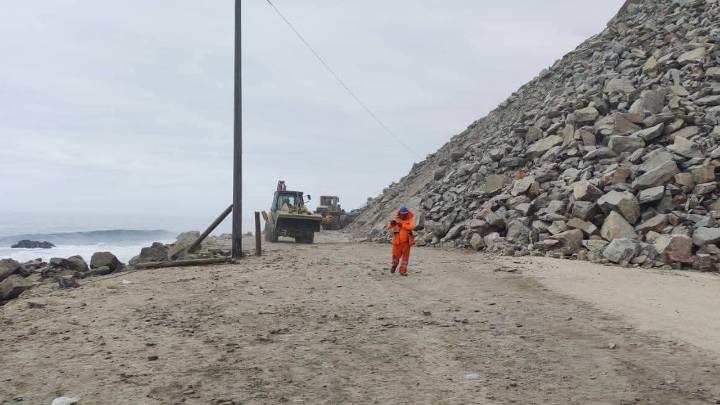 Bloqueo en Atico: tránsito restringido por más de 24 horas