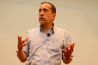 Inflación podría cerrar en 500% si prosigue aumento del dólar, afirma economista