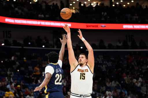 Triple-doble de Jokic y 32 puntos de Watson llevan a Nuggets a triunfo ante Pelicans, 125