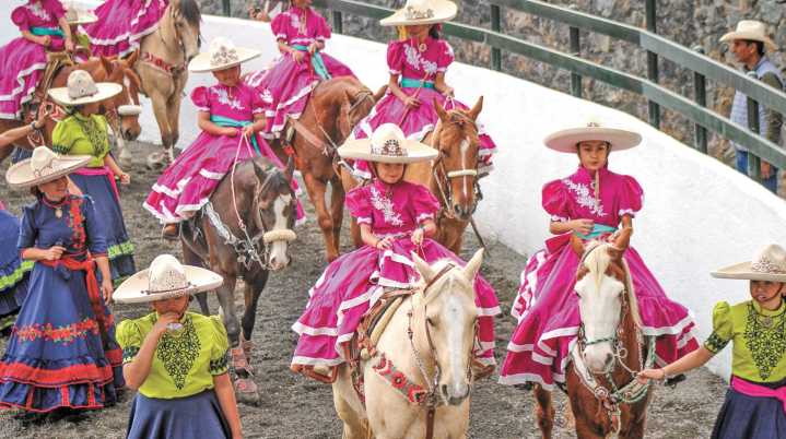 Reconocen el talento y esfuerzo de la escuela de Escaramuzas Infantil “Luis Campos Herrera” en Jantetelco