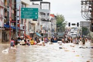 Número de muertos por inundaciones en sur de Tailandia supera los 80; descienden niveles de agua