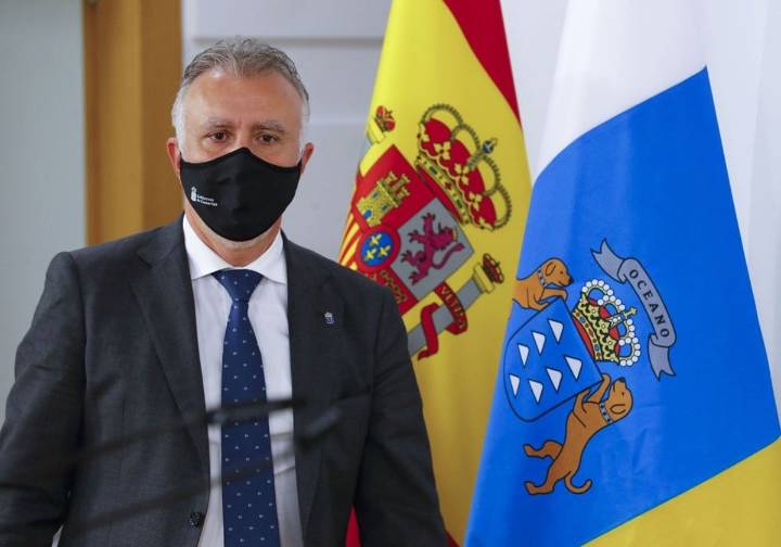 «He dado un golpe en la mesa»: las presiones de Torres a sus funcionarios en Canarias y al Gobierno para que favorecieran a la trama