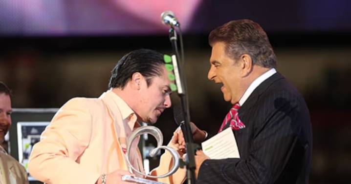 “Gracias a ti, Don Corleone”: cuando Faith No More remeció a la Teletón y a Don Francisco