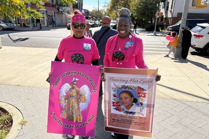 Brownsville Rallies For Breast Cancer Screening And Treatment Options