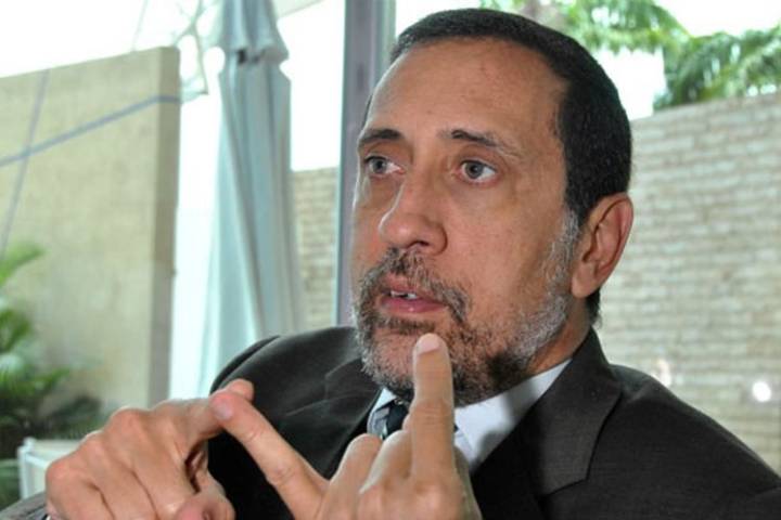 José Guerra proyecta una inflación de 500% para fin de año en Venezuela