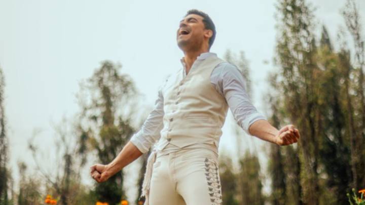 Carlos Rivera va por show en la Plaza de Toros México