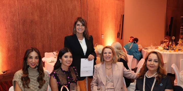 25 fotos: el tradicional “Té Mágico” a beneficio de Make