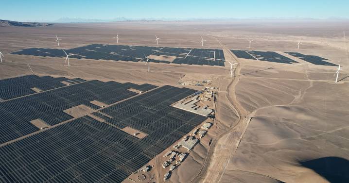 Filial de Enel comienza la construcción del sistema de almacenamiento BESS Las Salinas