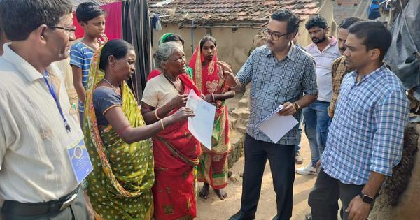 Bengal: Another BLO found hanging, Mamata asks how many more lives will be lost due to SIR