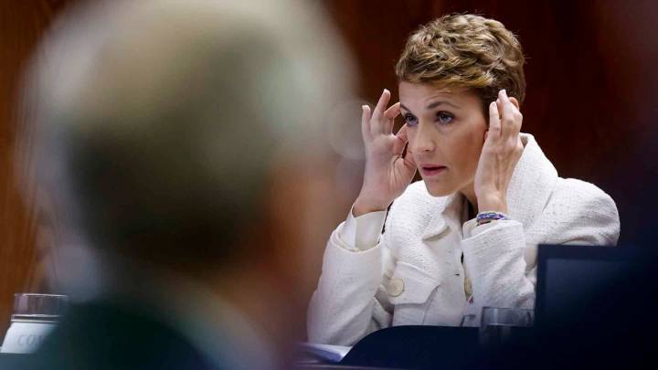 Exigen la dimisión de Chivite tras saber que la adjudicación de Belate puede ir al Supremo: "Estás acorralada"