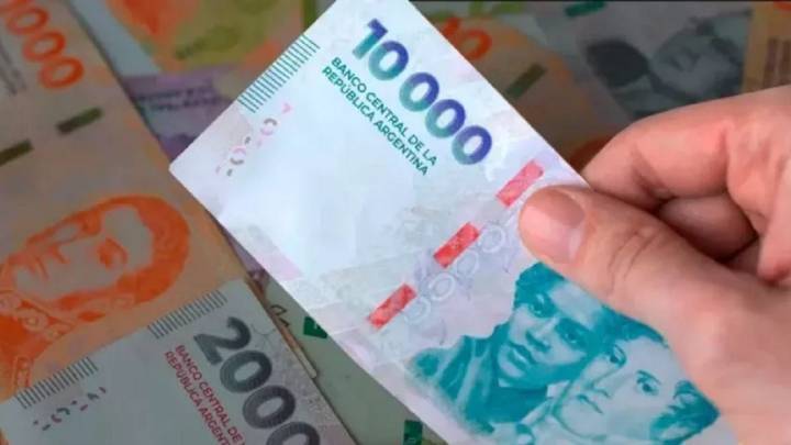 El Gobierno convocó al Consejo del Salario para actualizar el nuevo aumento del salario mínimo