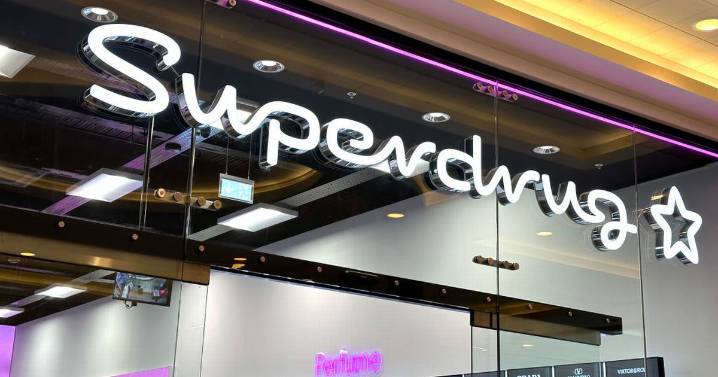 Superdrug change means Glasgow shoppers can get beauty items delivered in 30 minutes