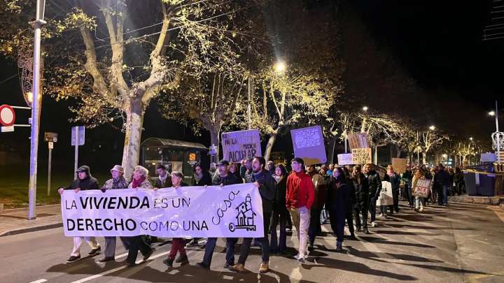Protesta en Jaca por el derecho a la vivienda con críticas al modelo turístico y los precios