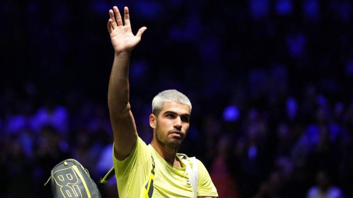 Cuándo juega Carlos Alcaraz contra De Miñaur: horario y dónde ver por TV en directo el partido de las ATP Finals