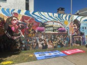 Locura por Oasis en Buenos Aires. Quiénes son los encargados del imponente mural de los Gallagher inaugurado en Núñez