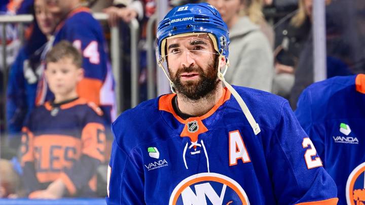Palmieri to have ACL surgery, out 6-8 months for Islanders