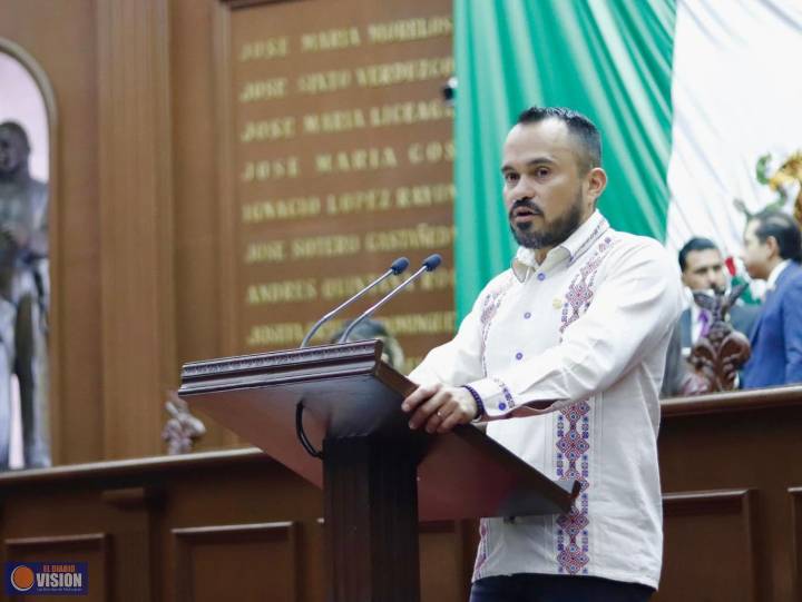 Hugo Rangel propone fortalecer responsabilidad política y agilizar trabajo legislativo