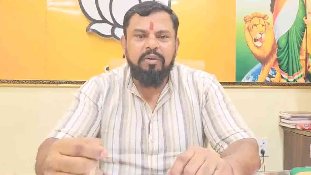 Raja Singh Makes Sensational Comments On Jubilee Hills By