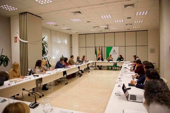 La comisión andaluza del cribado del cáncer de mama anuncia que las 2.317 afectadas tendrán sus pruebas el viernes