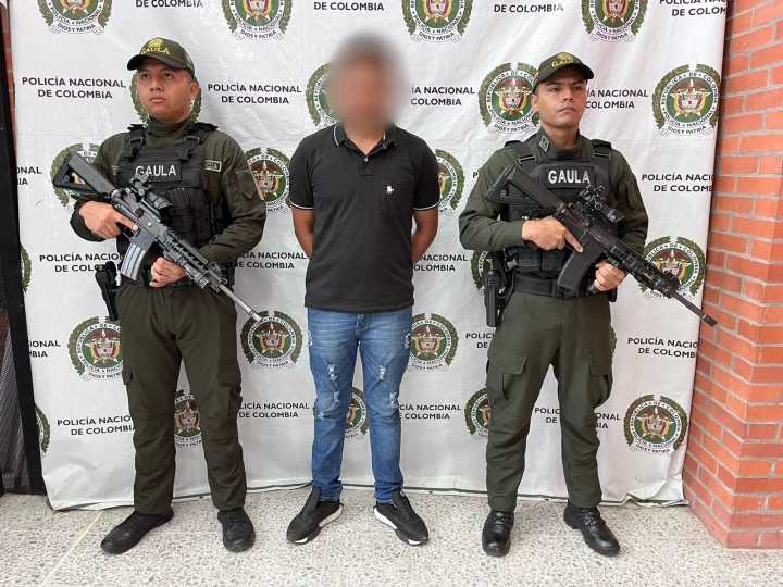 Hombre que exigía 15 millones de pesos para devolver un vehículo, fue capturado