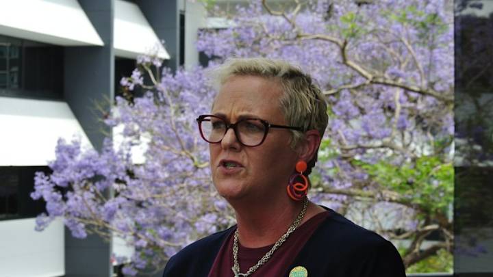 Queensland state school teachers’ strike postponed to after year 12 exams after Brisbane meeting