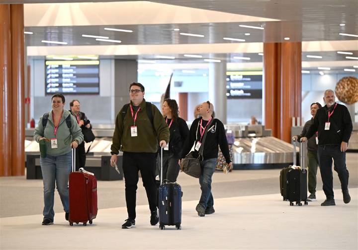 Pittsburgh International Airport's new terminal to open Nov. 18