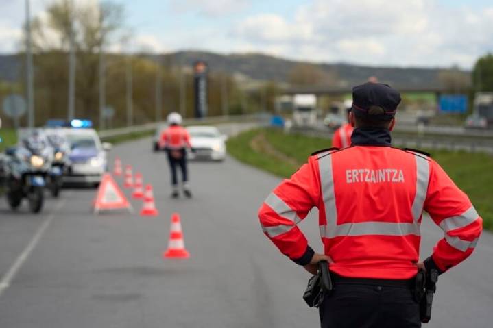 Fallece un ciclista de 17 años y otro de 16 resulta herido al ser atropellados por un autobús en Bizkaia